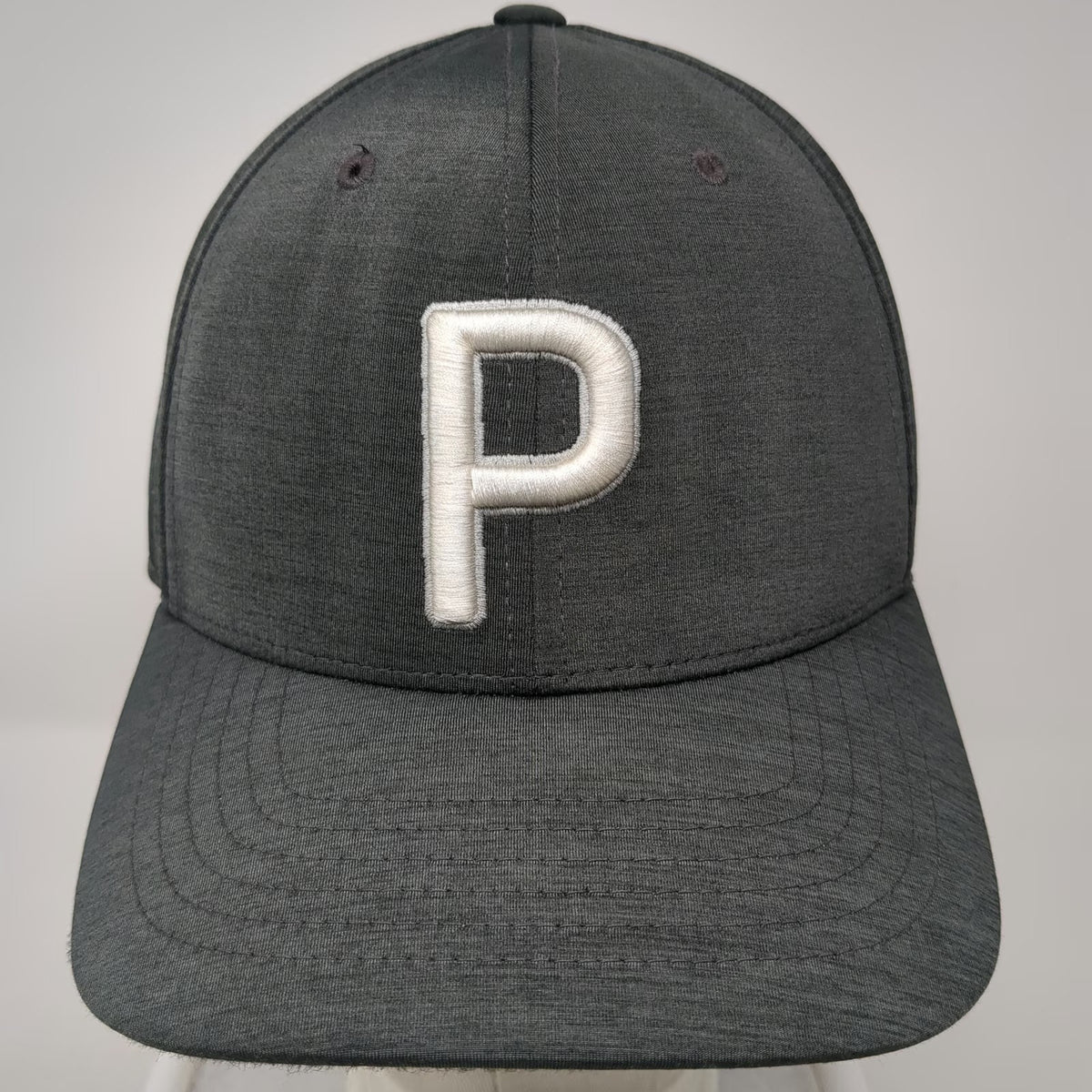 Puma Snapback Gray One Size Golf Hat Tour Exclusive Performance P Logo 110 Cap