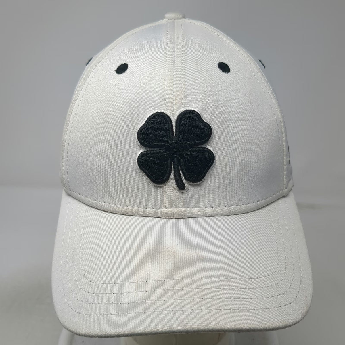 Black Clover Baseball Cap White XL Live Lucky Fitted Clover Embroidered Golf Hat