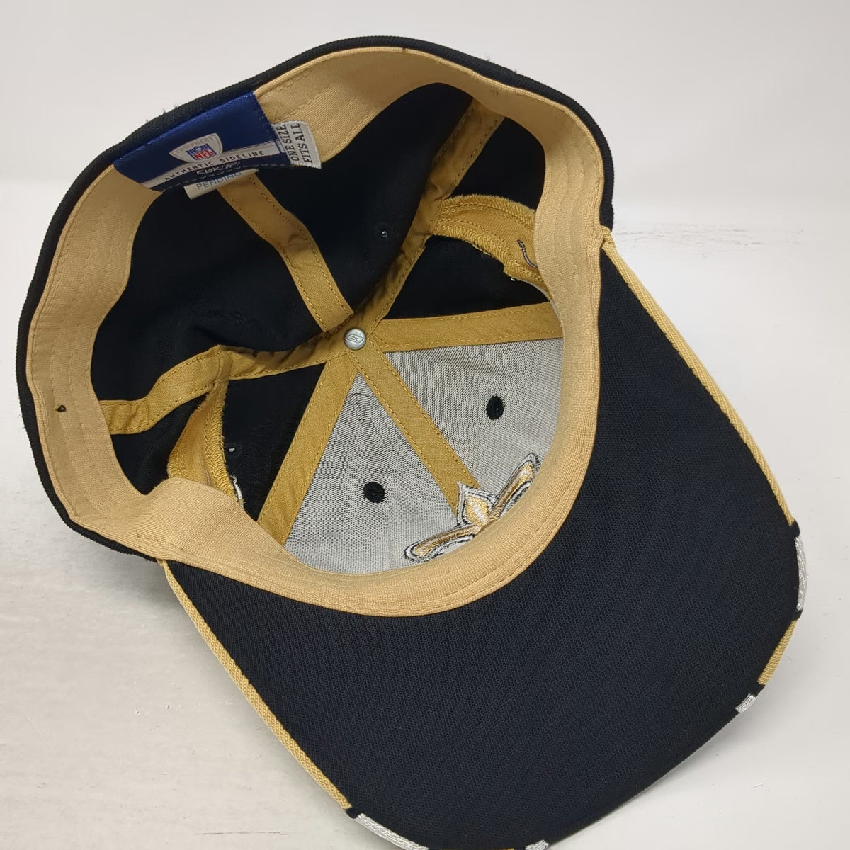 New Orleans Saints NFL Reebok Cap Black Gold White One Size Sideline Stretch Fit