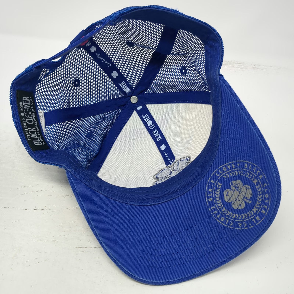 Black Clover Trucker Hat Blue One Size Live Lucky Tie Dye Sky Print Clover Mesh