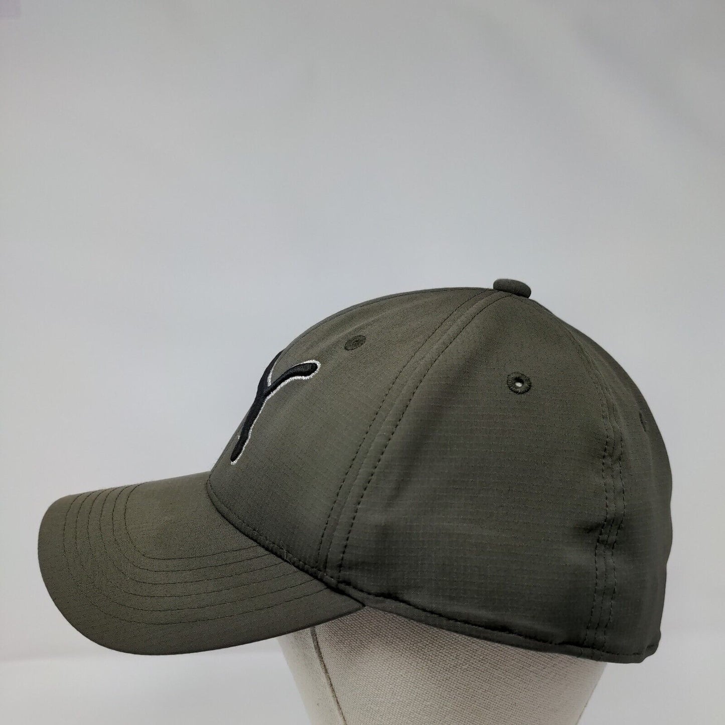 PUMA Fitted Hat Green L/XL Embroidered Lightweight Vented Holes 6 Panel