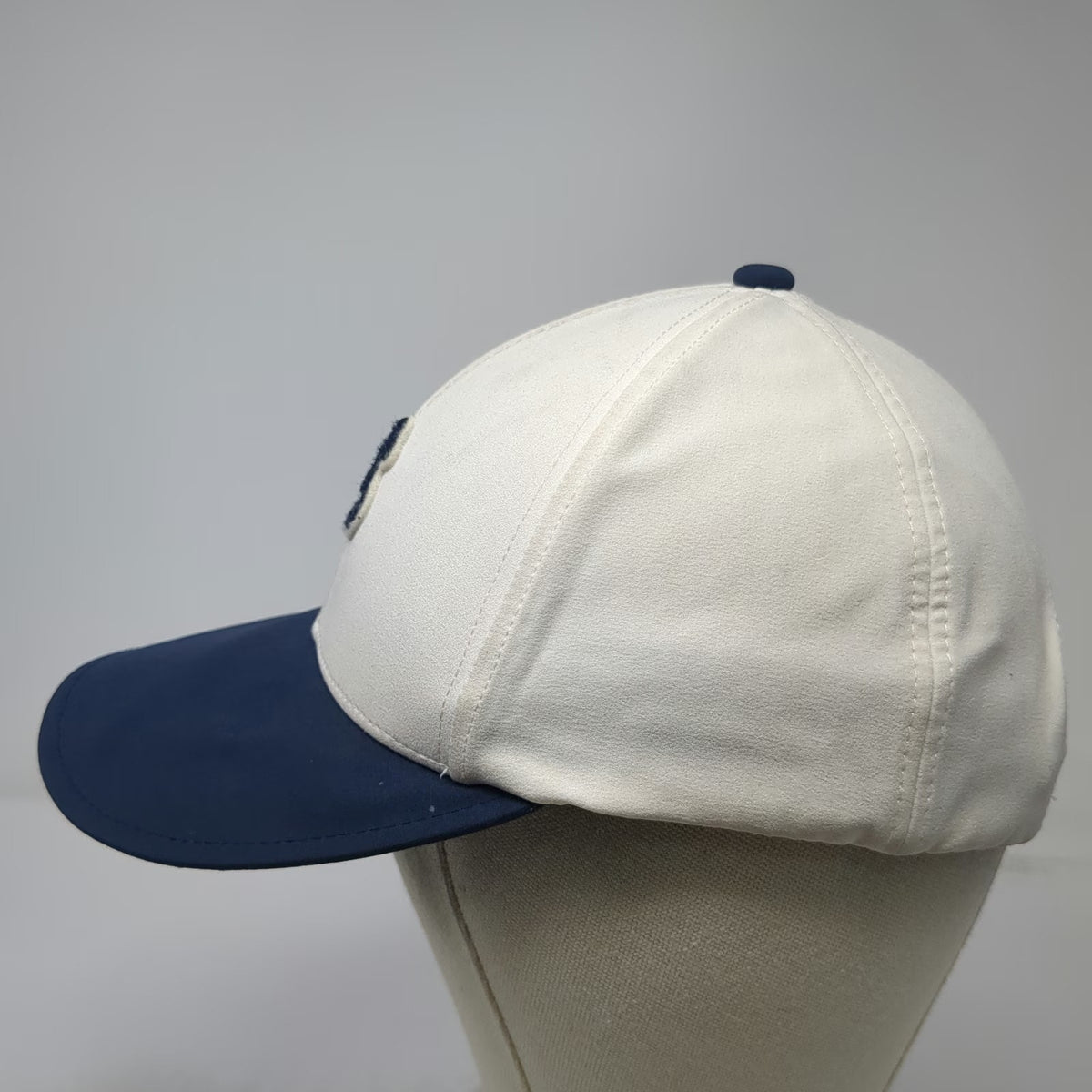 Swannies Snapback Hat White Blue One Size Golf Embroidered Swan Logo Adjustable