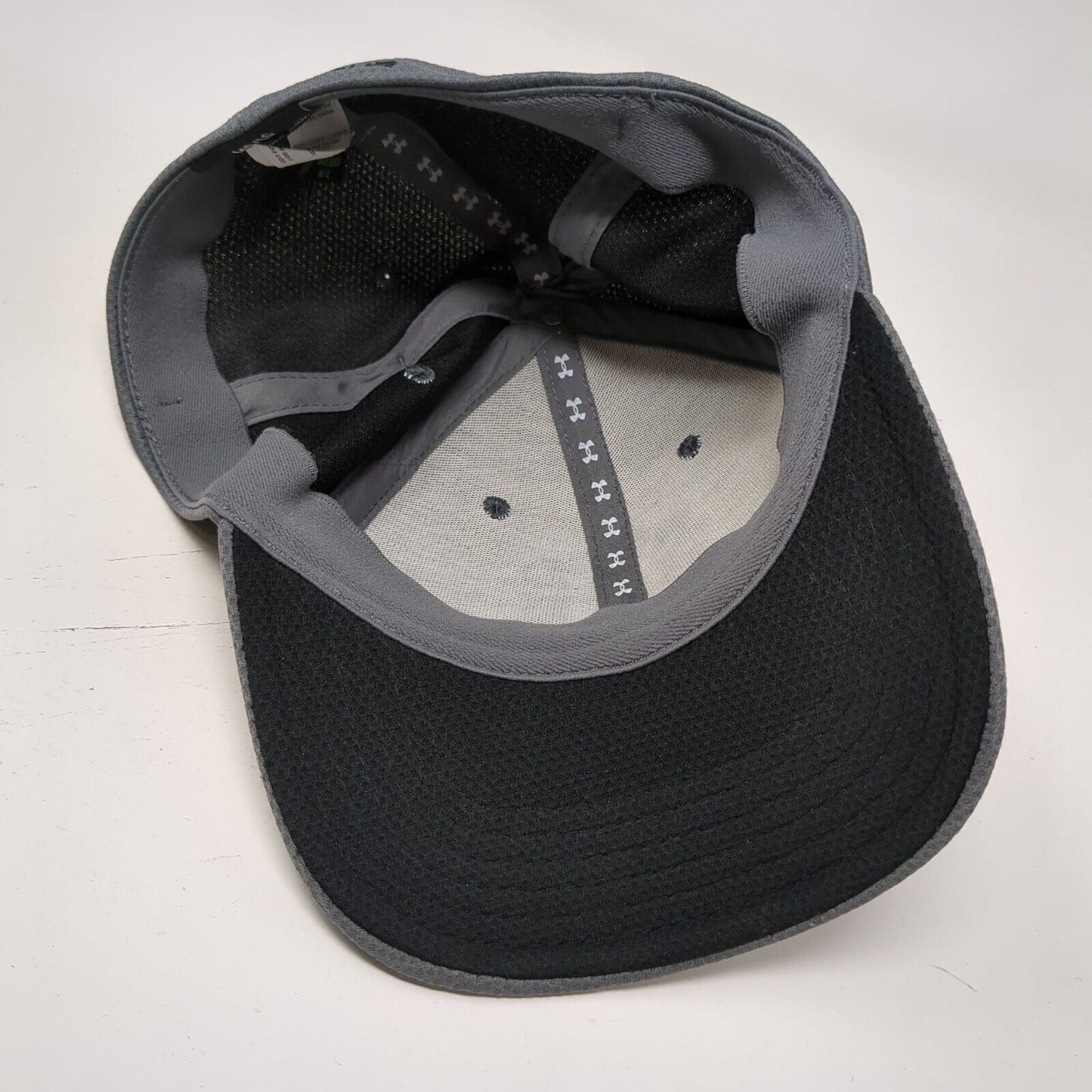 Under Armour Fitted Hat Gray Medium/Large Embroidered Solid 6 Panel