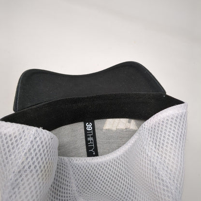 New Era Fitted Trucker Hat Black L/XL Breathable Mesh Back 39Thirty 6 Panel