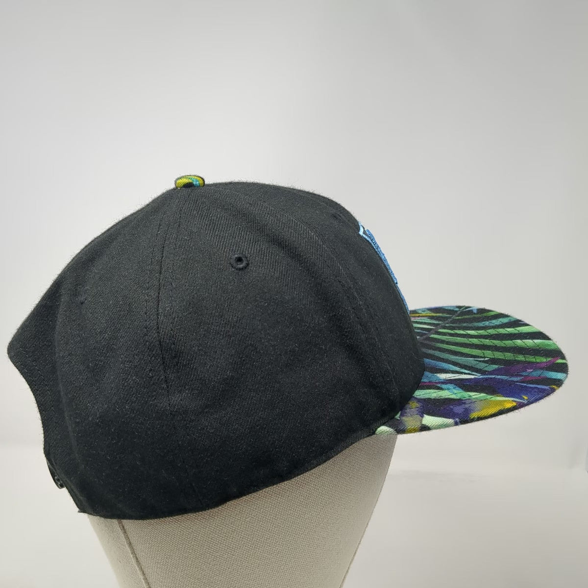 '47 New York Yankees MLB Snapback Hat Black Floral Visor One Size OSFA Flat Brim