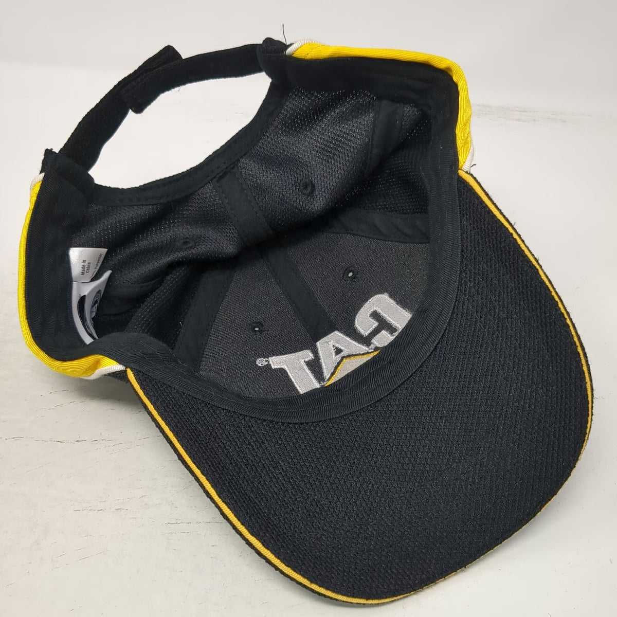 CAT Baseball Cap Black One Size Strapback Polyester Textured Industrial Logo Hat