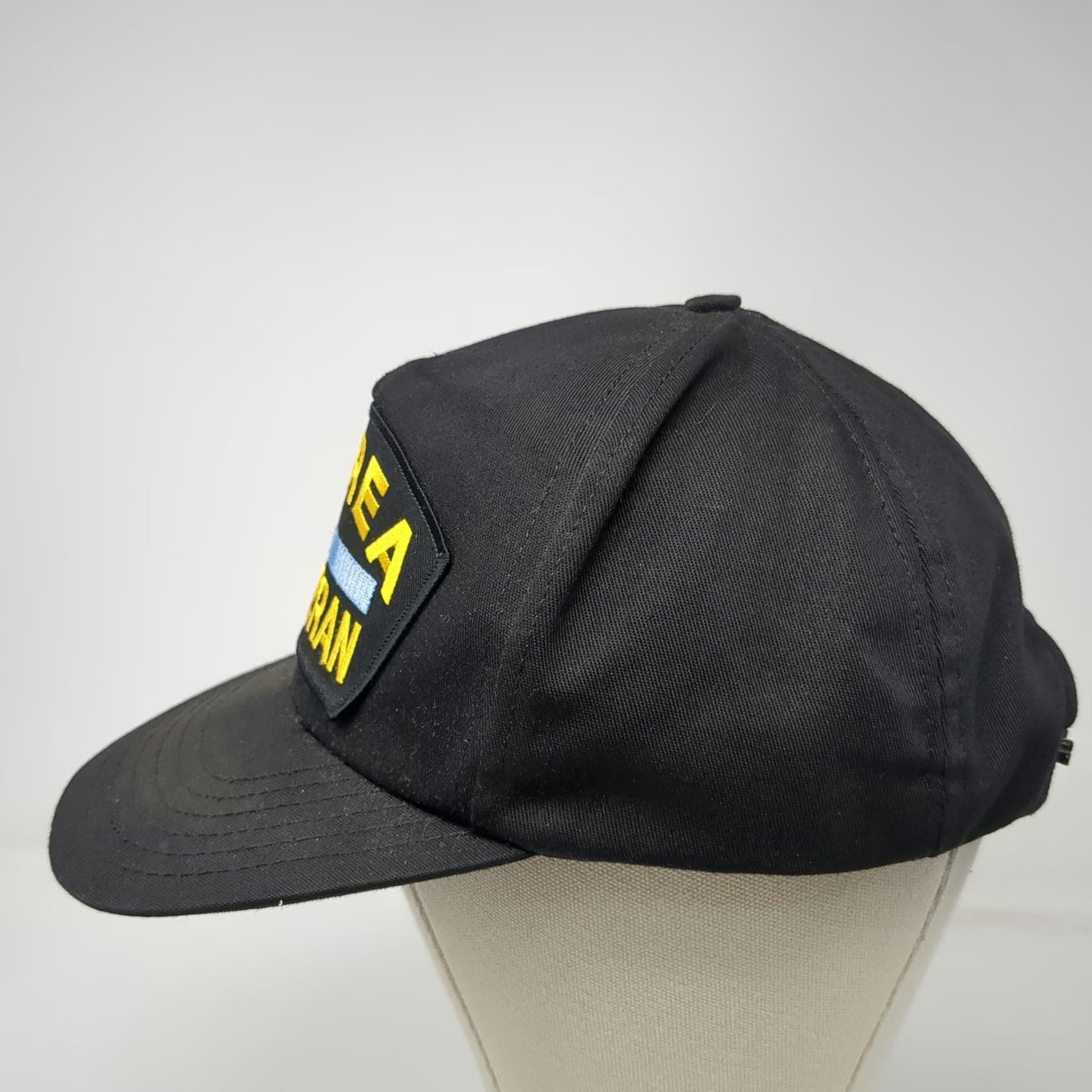 HMC Honors 5 Panel Black One Size Korea Veteran Service Ribbon Pin Snapback hat