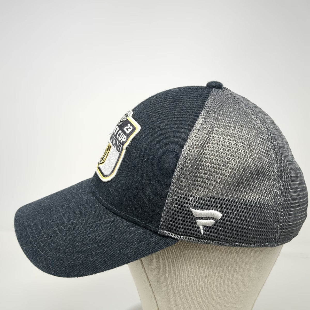 Vegas Golden Knights NHL Fanatics Gray One Size Trucker Hat Stanley Cup Champs