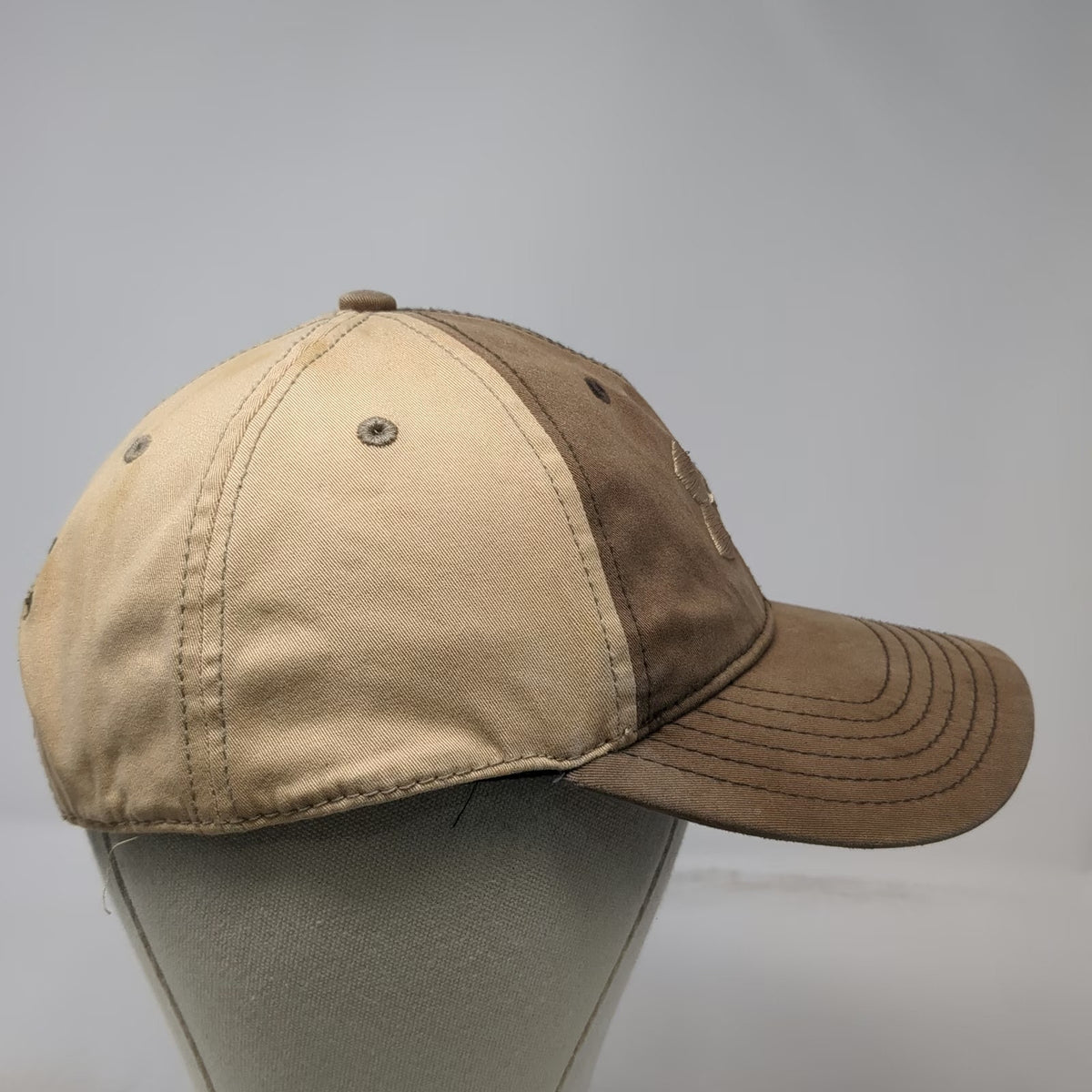 Under Armour Snapback Hat Brown One Size Two Tone Logo Embroidered Baseball Cap
