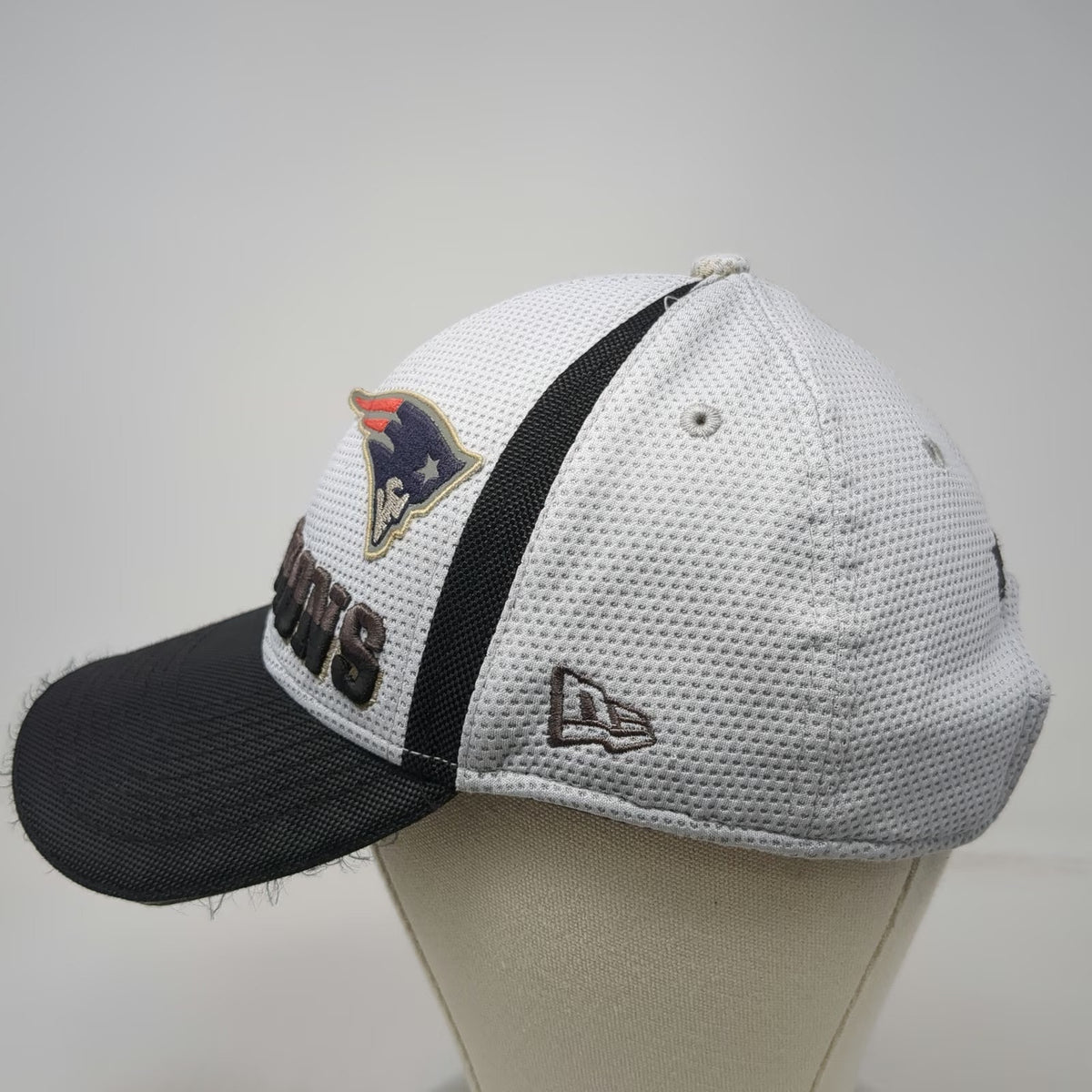 New England Patriots NFL New Era Cap Gray One Size Strapback SB XLIX Champs Hat