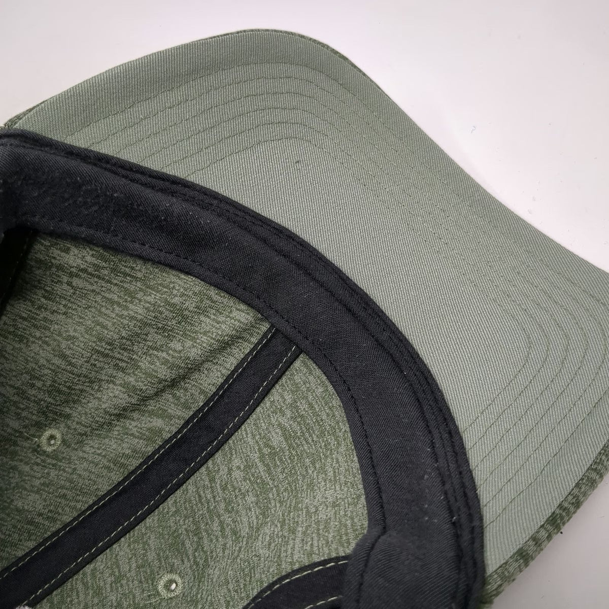 Under Armour Baseball Cap Green L Fitted Heathered Performance Curved Brim hat