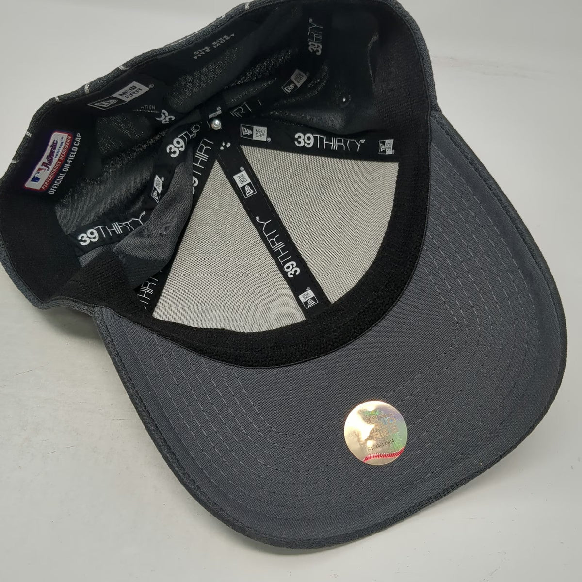 Boston Red Sox MLB New Era Baseball Cap Gray One Size 2018 World Series Champs