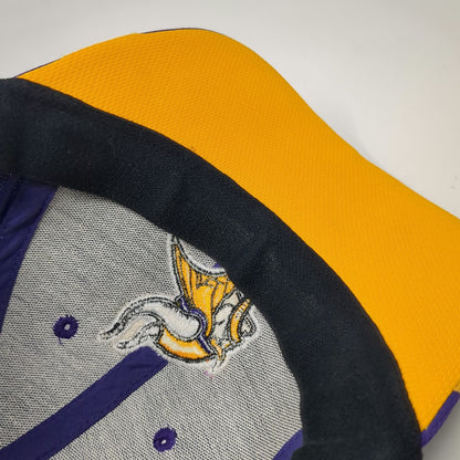 Minnesota Vikings NFL Reebok Cap Purple XL Onfield Stretch Fit Curved Brim Logo