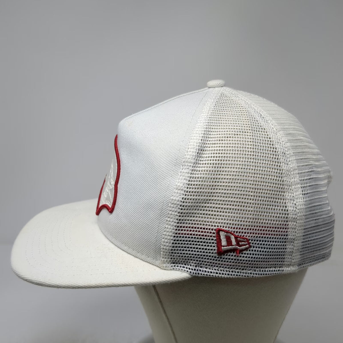 Arizona Cardinals NFL New Era Trucker Hat White One Size Snapback Mesh Logo Cap