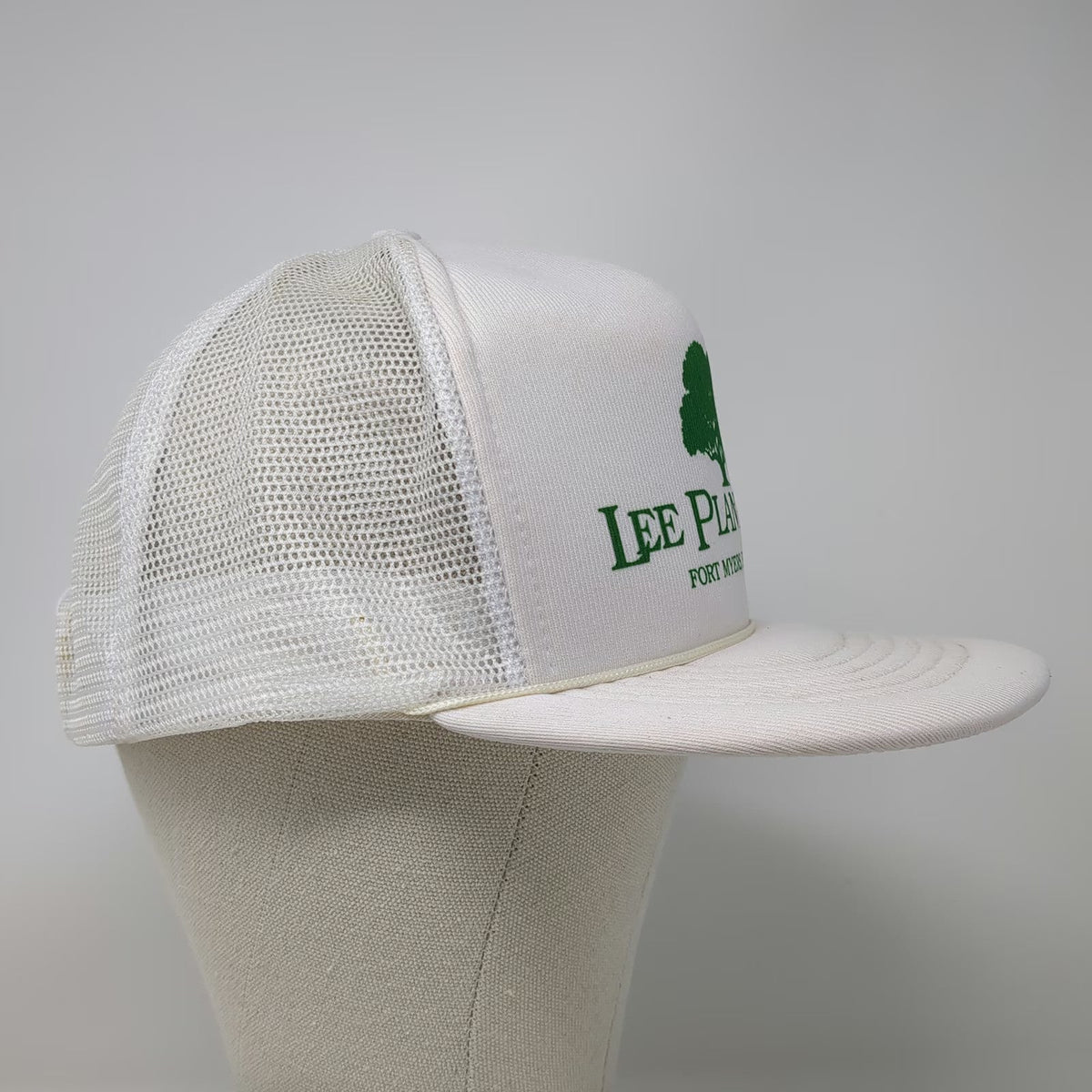 Sunbelt Trucker Hat White One Size Snapback Lee Plantation Florida Tree Mesh