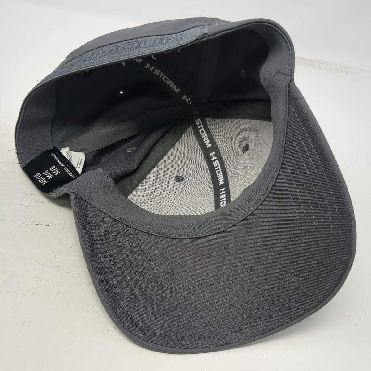 Under Armour Baseball Cap Gray L UA Storm Stretch Fit Performance Sport Hat