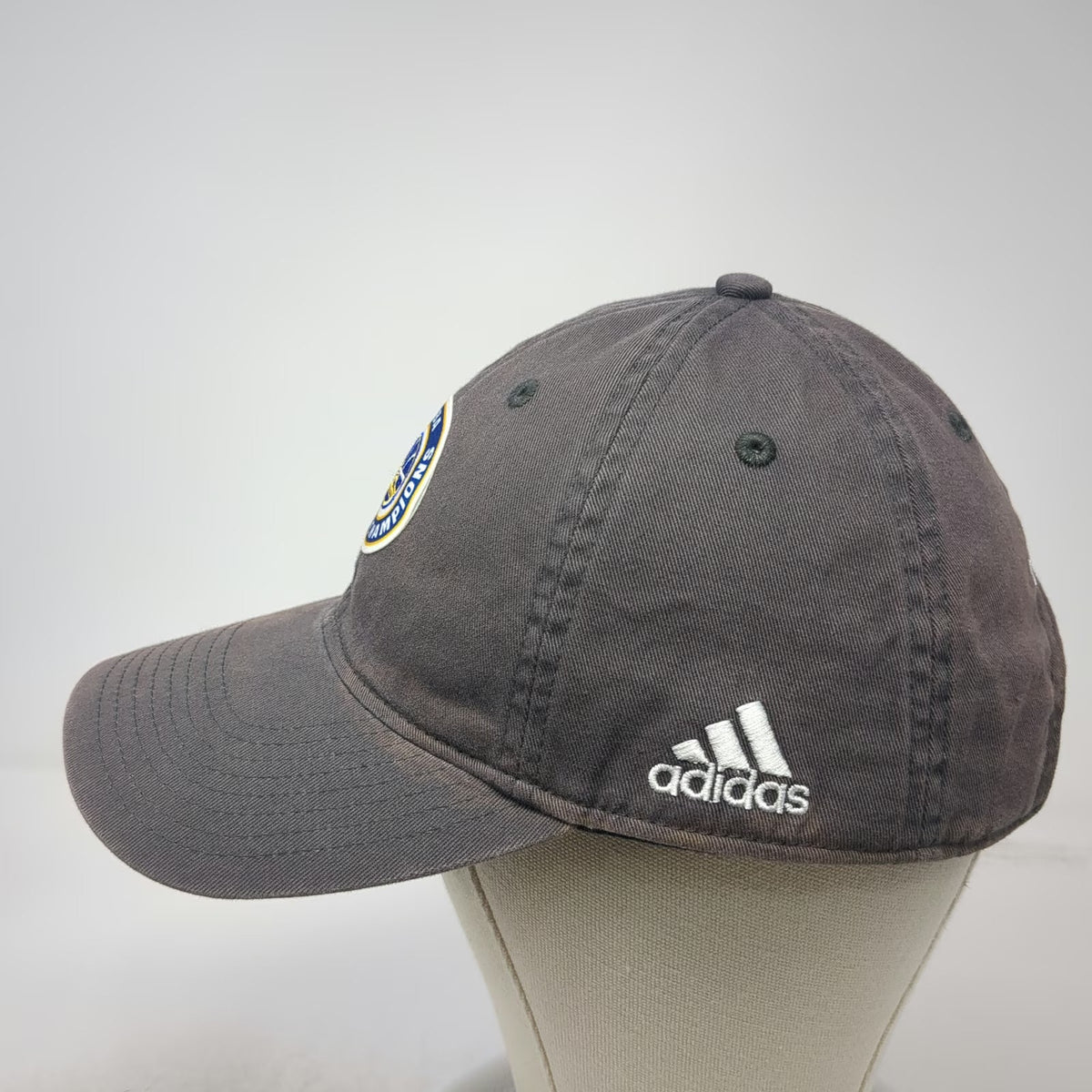 Adidas Golden State Warriors NBA 2017 Champions 5X Gray One Size Cap Hat Strap