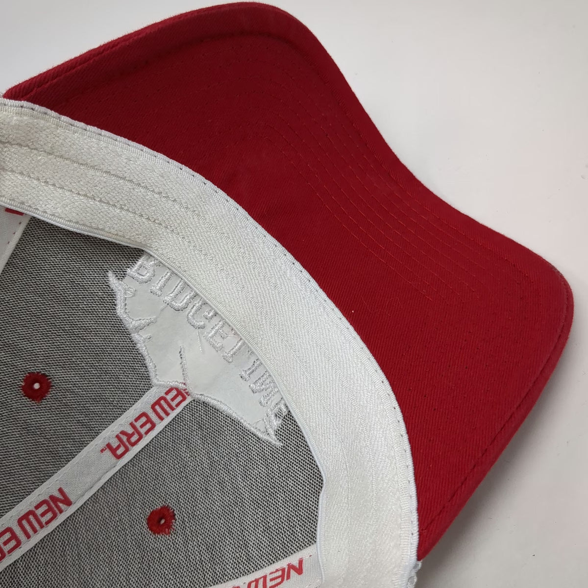 New Era Baseball Cap Red White XL Ridgeline Financial Mesh Hat Mountain Stretch