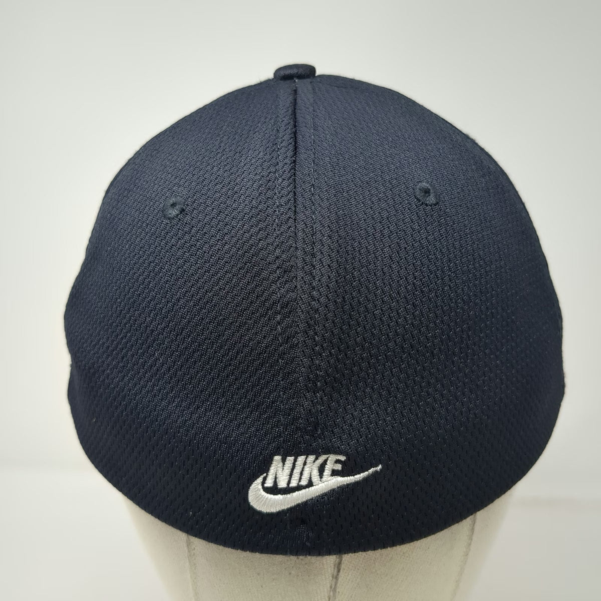 Nike Baseball Cap Blue M Fitted Embroidered Swoosh Logo Breathable Hat Vintage