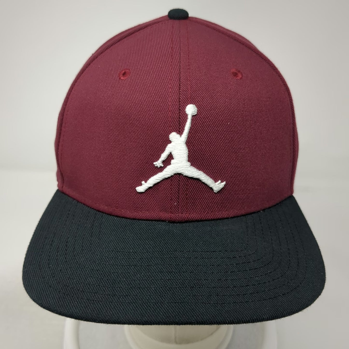 Jordan Snapback Hat Red Black One Size Flat Brim Jumpman Embroidered Logo Sports