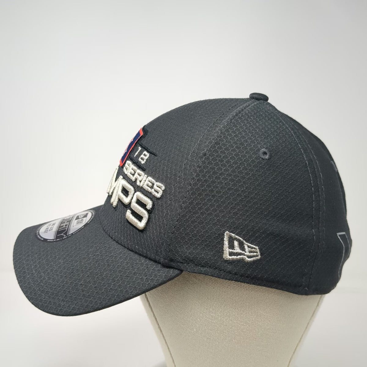 Boston Red Sox MLB New Era Baseball Cap Gray One Size 2018 World Series Champs