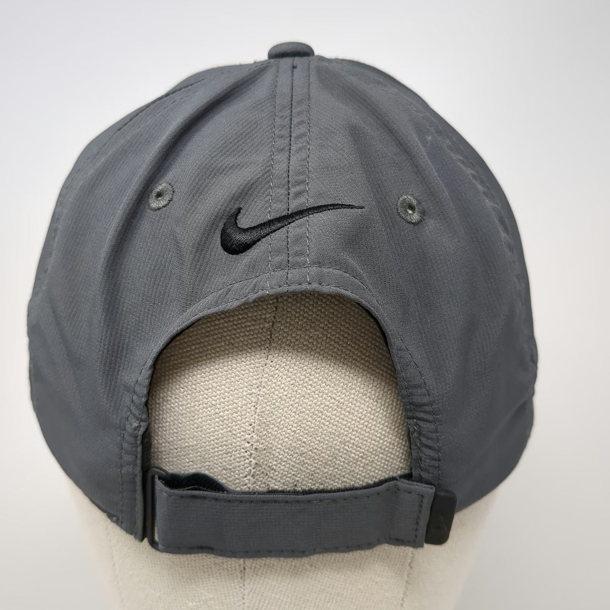 Nike Baseball Cap Gray One Size Legacy91 Dri-Fit Stuttgart Golf Club Germany Hat