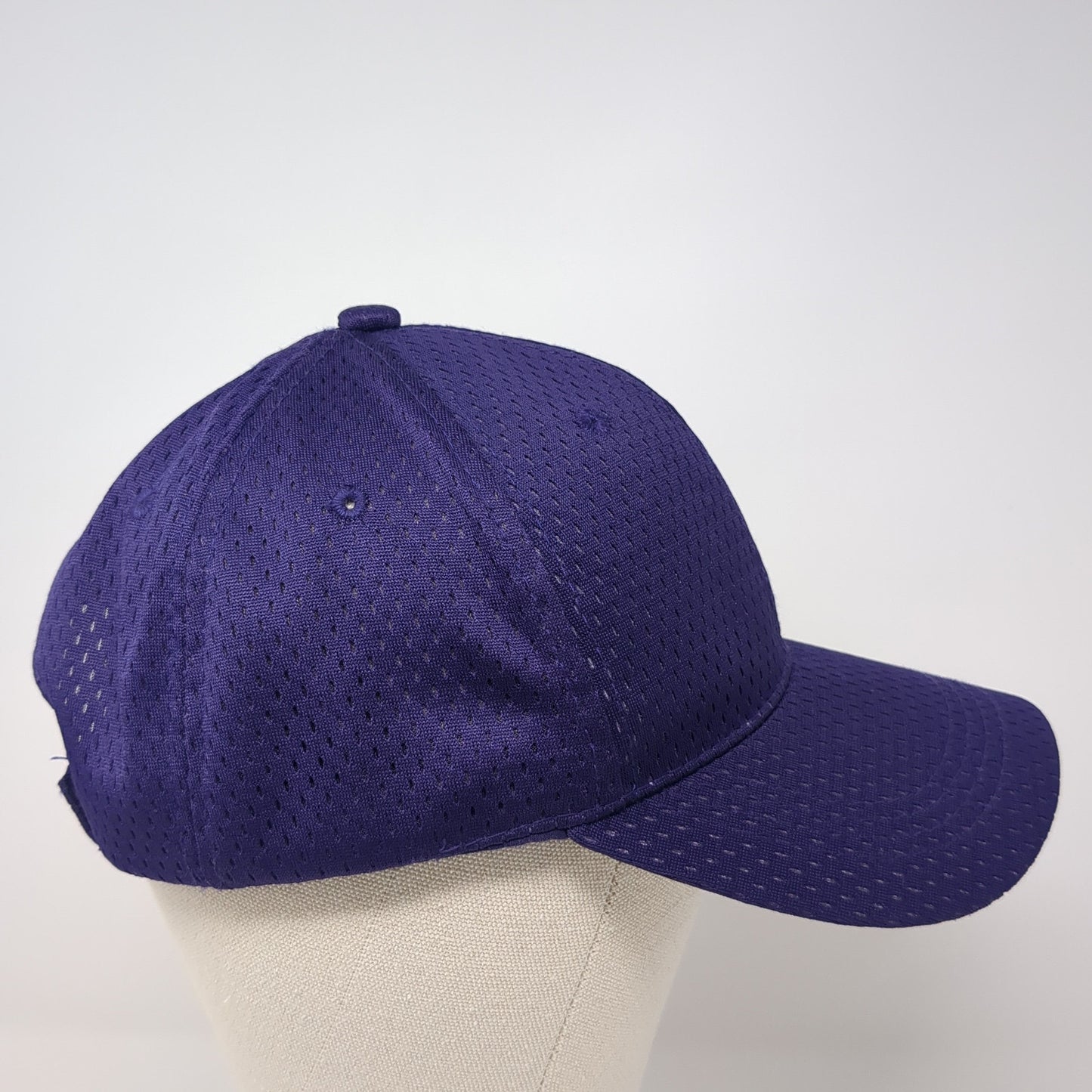 Outdoor Cap Strapback Baseball Cap Purple One Size Adjustable 6 Panel Blank