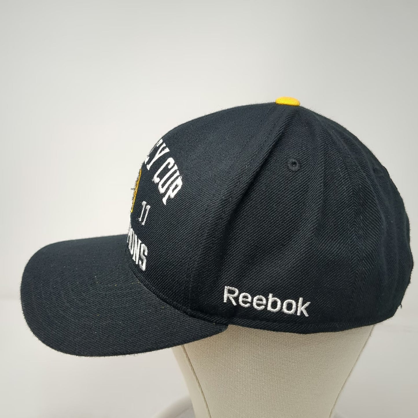 Boston Bruins NHL Reebok Snapback Black One Size 2011 Stanley Cup Champions Hat