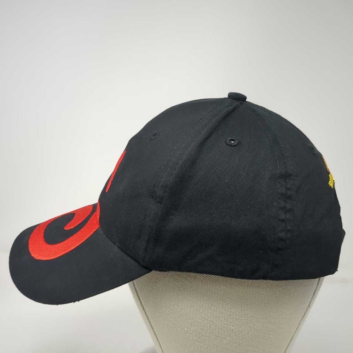 Island Promotions Baseball Cap Black One Size Shari's Restaurant Embroidered hat