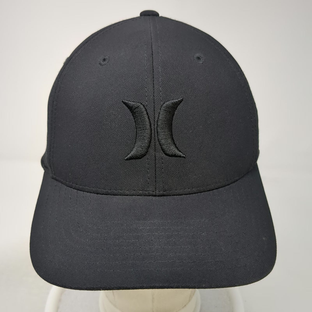 Hurley Baseball Cap Black XL Flexfit Raised Logo Embroidered 6 Panel Hat Curved