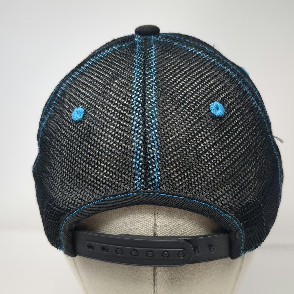 Aksels Trucker Hat Black Red Blue One Size Mountain Landscape Pine Mesh Snapback