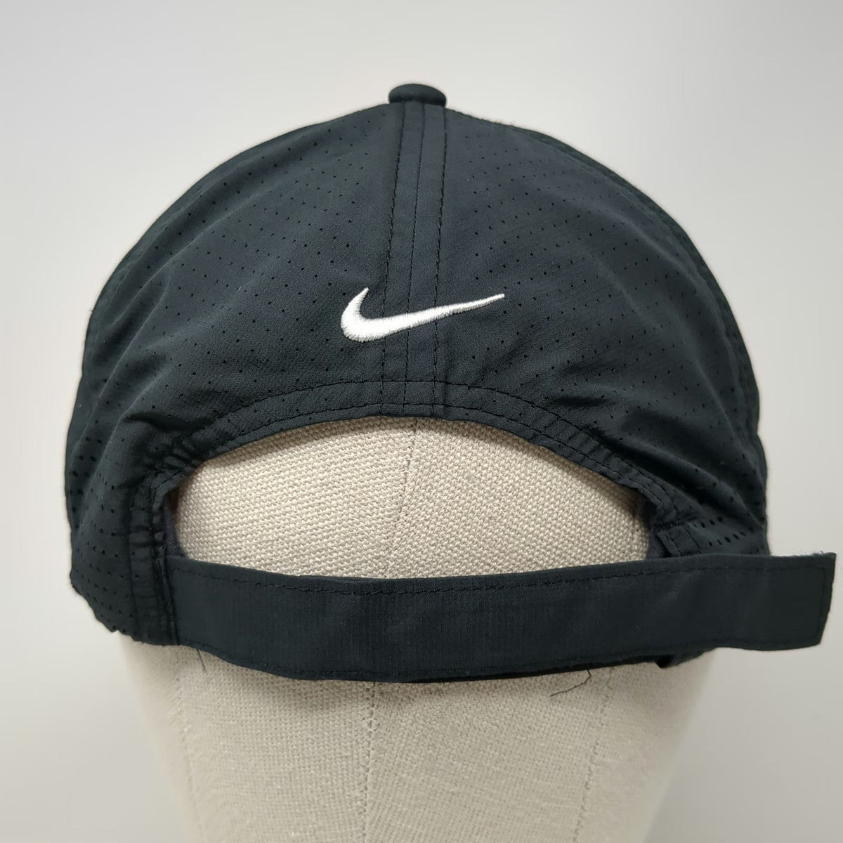 Nike Baseball Cap Black One Size BK Lacrosse Performance Mesh Strapback Hat