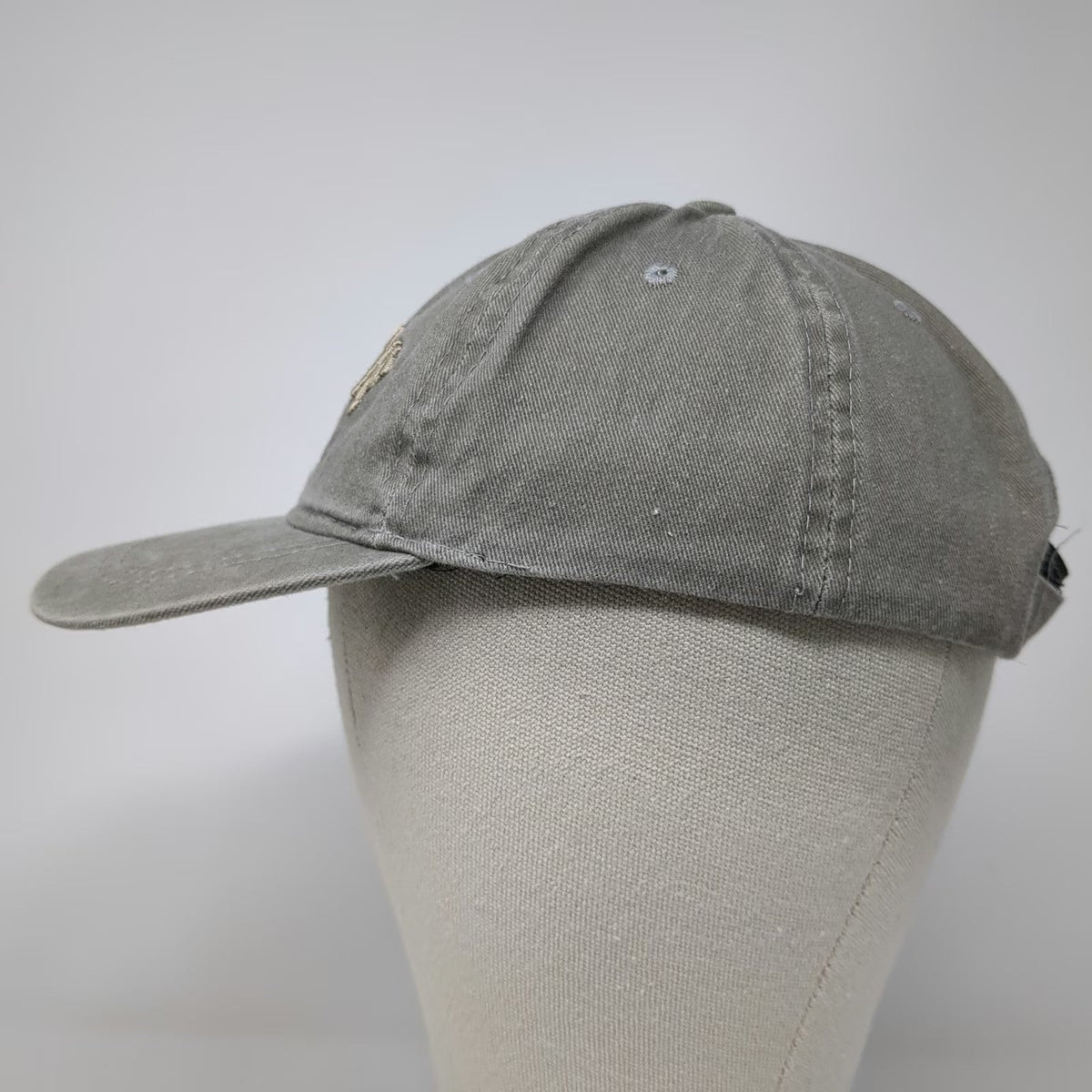 Lucky 7 USA Baseball Cap Gray One Size Yellowstone National Park Strapback Hat