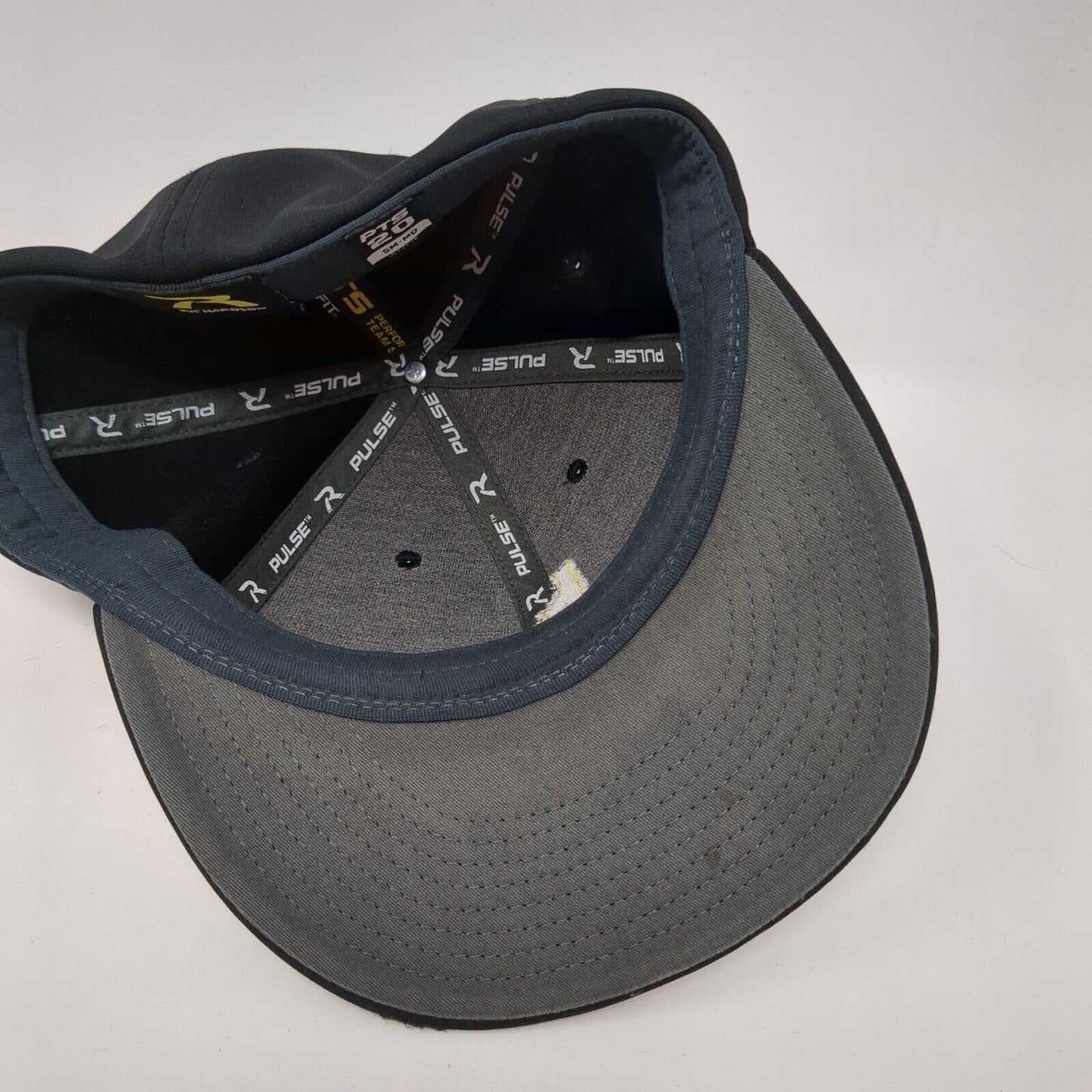Idaho Show Fitted Hat Multi S-M Embroidered Richardson Pulse 6 Panel