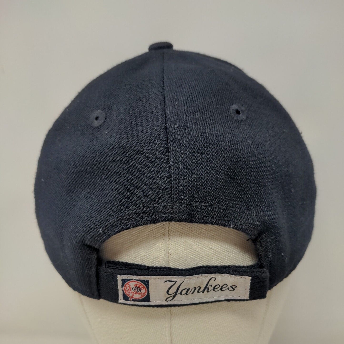 New Era Men's Strapback Hat Blue 9Forty New York Yankees Embroidered Logo