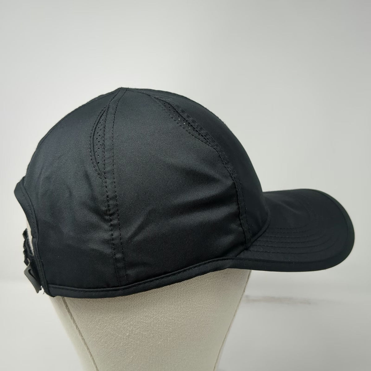 Nike Baseball Cap Black One Size Featherlight Dri-Fit Adjustable Slideback Hat