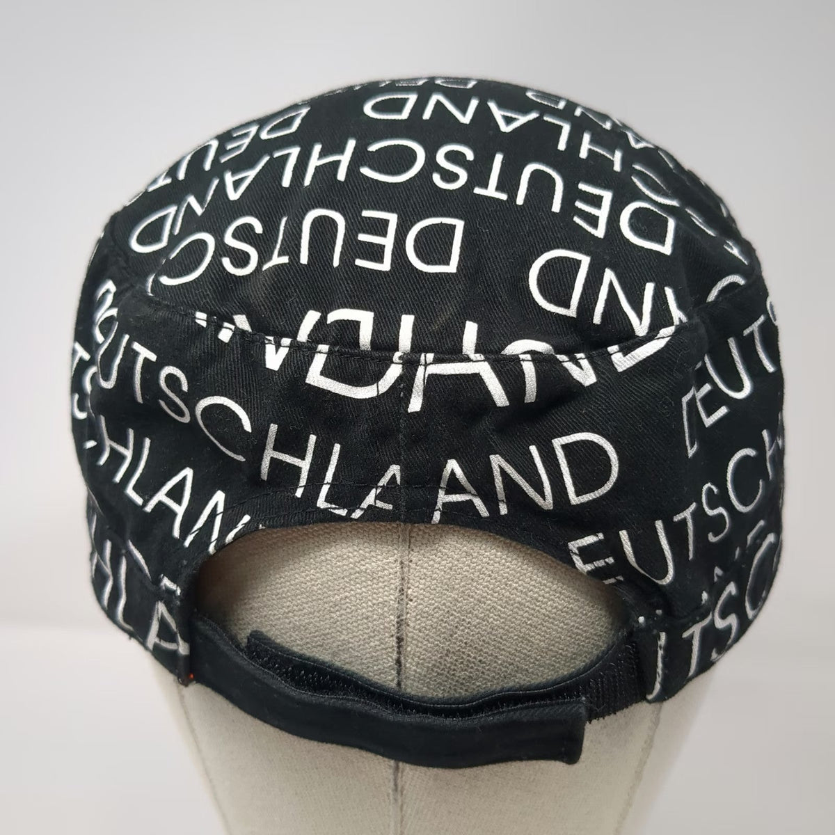 Robin Ruth Army Cap Black White Deutschland One Size Cotton Print Strapback Hat