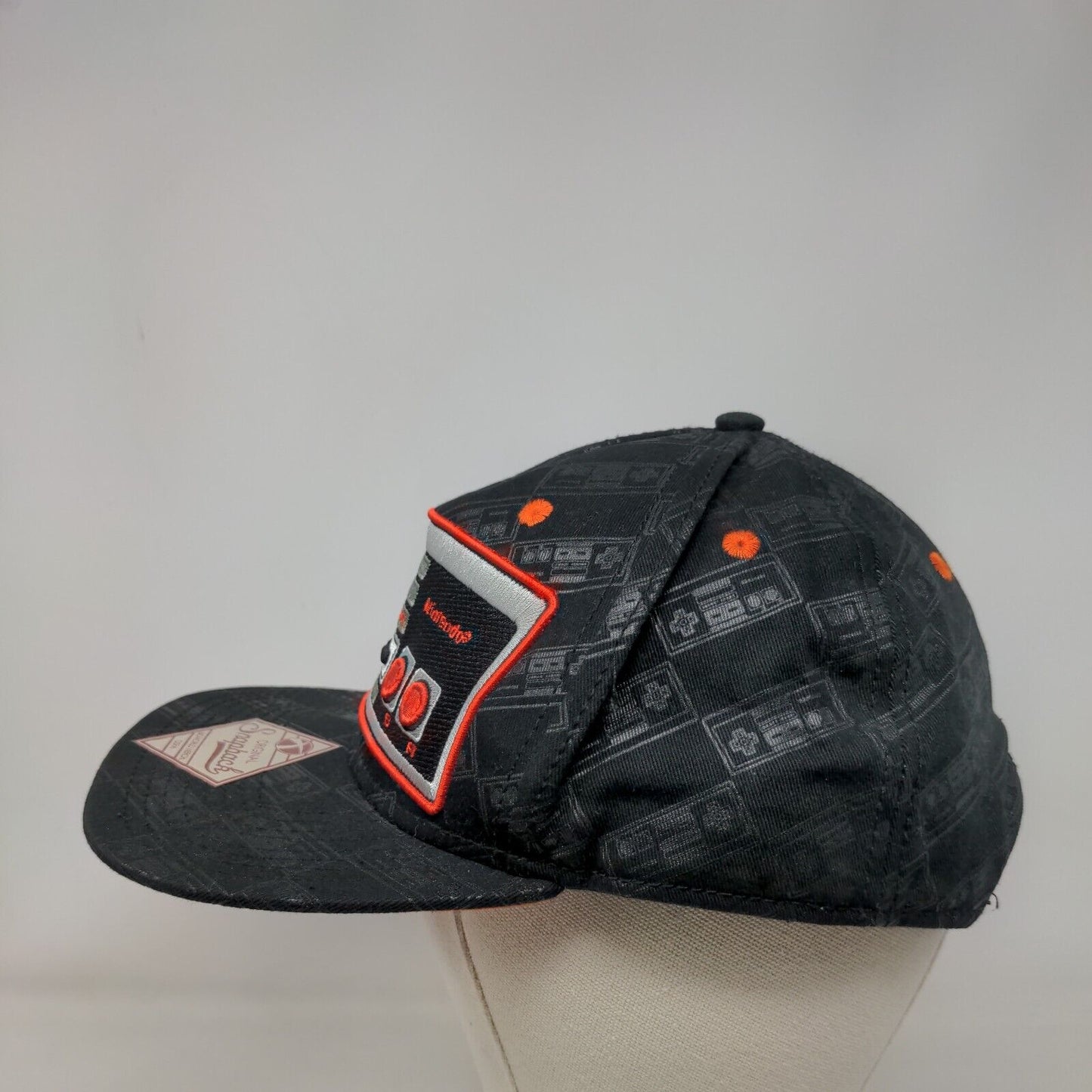Nintendo NES Controller Snapback Hat Black OSFM Adjustable Embroidered 6 Panel