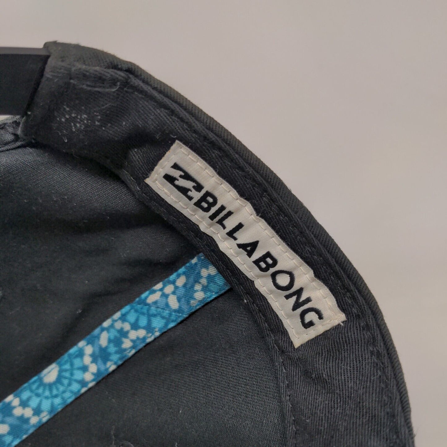 Billabong Patch Snapback Hat Black OSFA Adjustable Solid Vent Holes