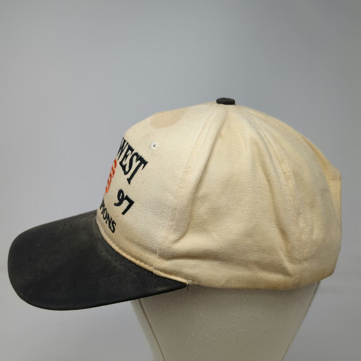 San Francisco Giants MLB Twins Enterprise Snapback Hat Beige 97 NL West Vintage
