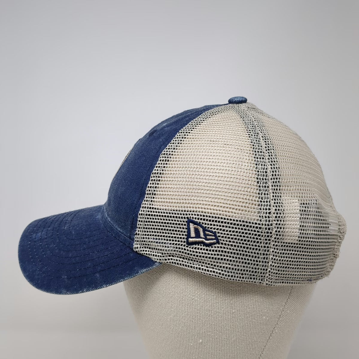 New Era Milwaukee Brewers MLB Baseball Cap Blue Women's 9TWENTY Mesh Back Hat
