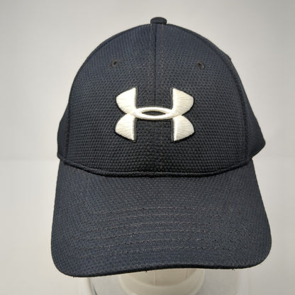Under Armour Fitted Hat Black Size L/XL Embroidered Vented Holes 6 Panel