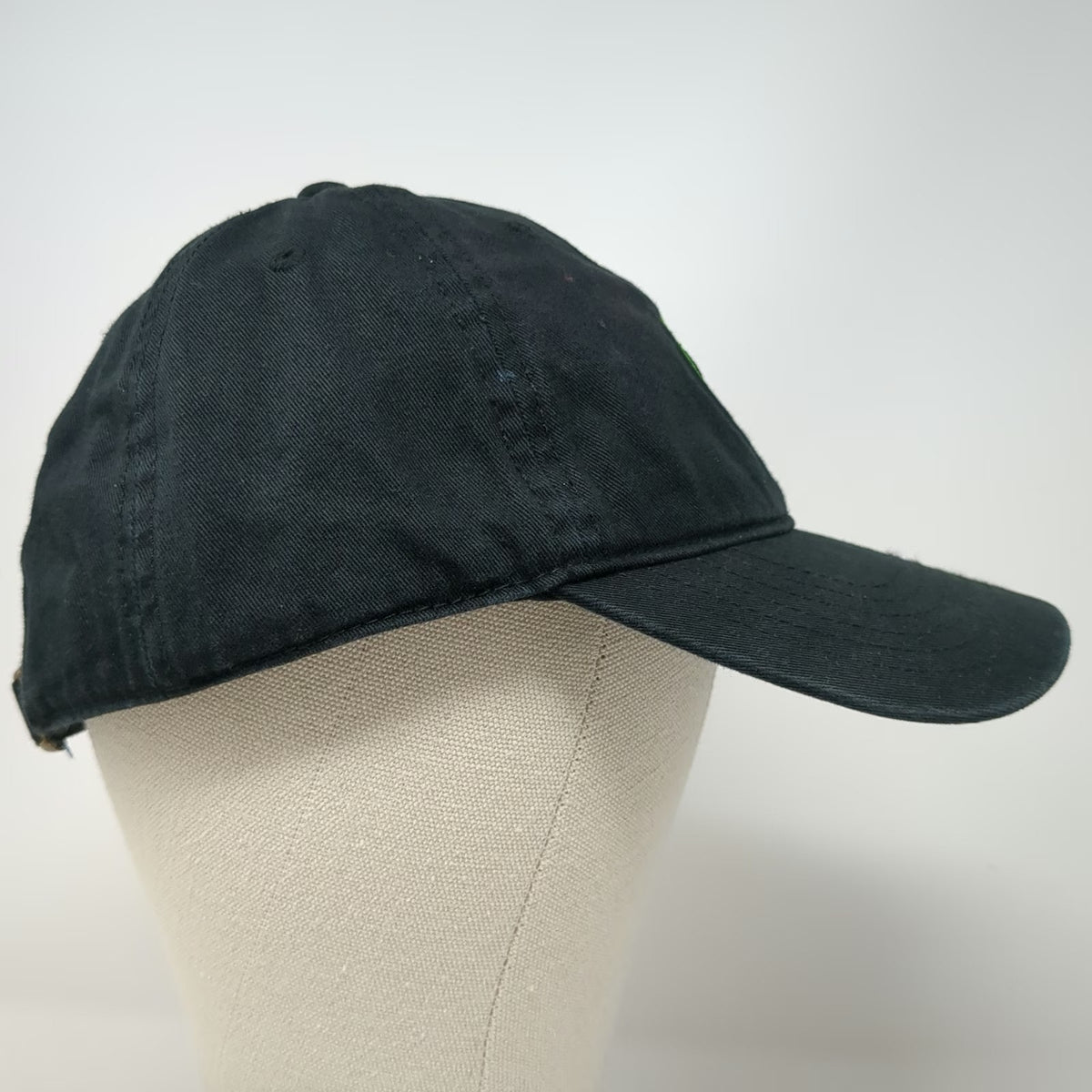 No Boundaries Baseball Cap Black One Size Alien Embroidered Slideback Hat