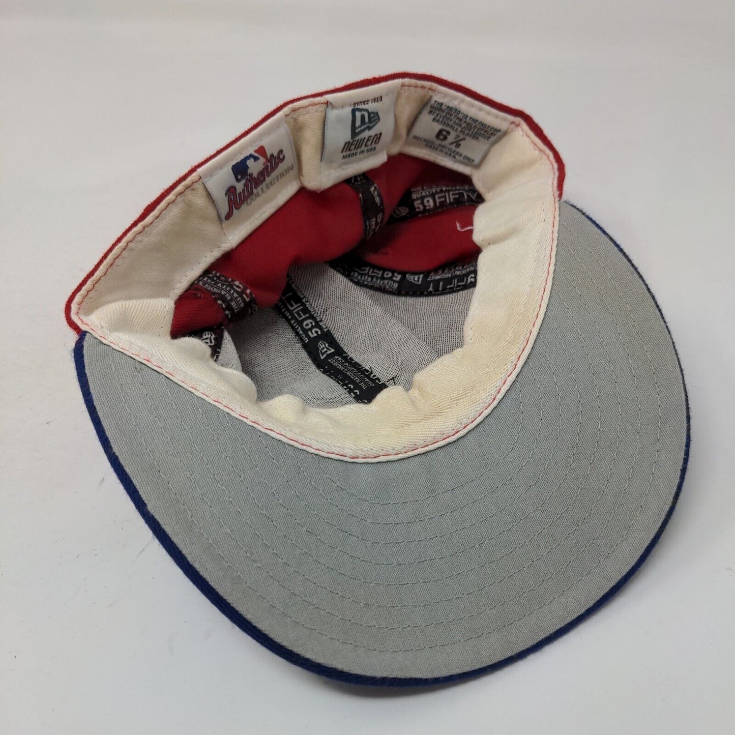 New Era Mens Fitted Hat Red 6 7/8 Philadelphia Phillies Embroidered Logo 59Fifty