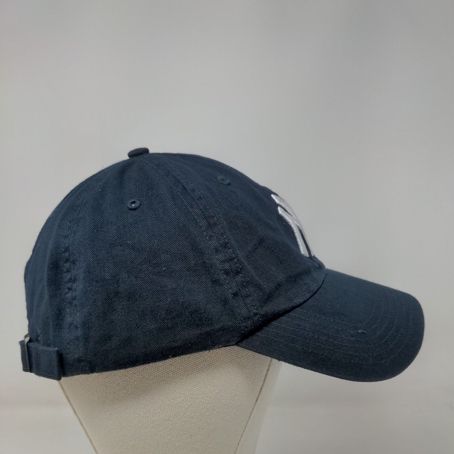 Fan Favorite Men's Slideback Hat Blue OSFA Embroidered New York Yankees Logo