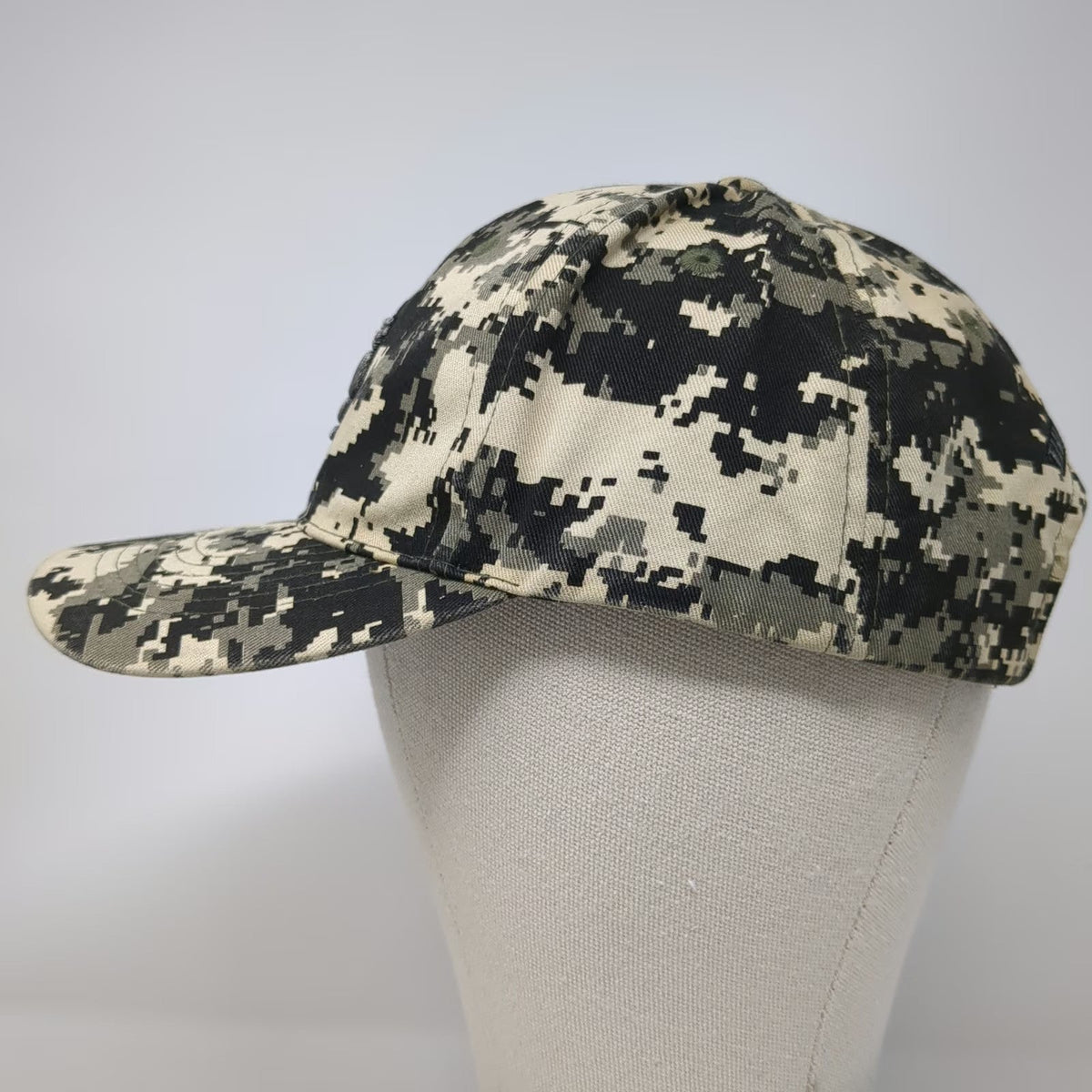 Buck's Bags Baseball Cap Beige Black Digital Camo OSFM The Land Group Inc Hat