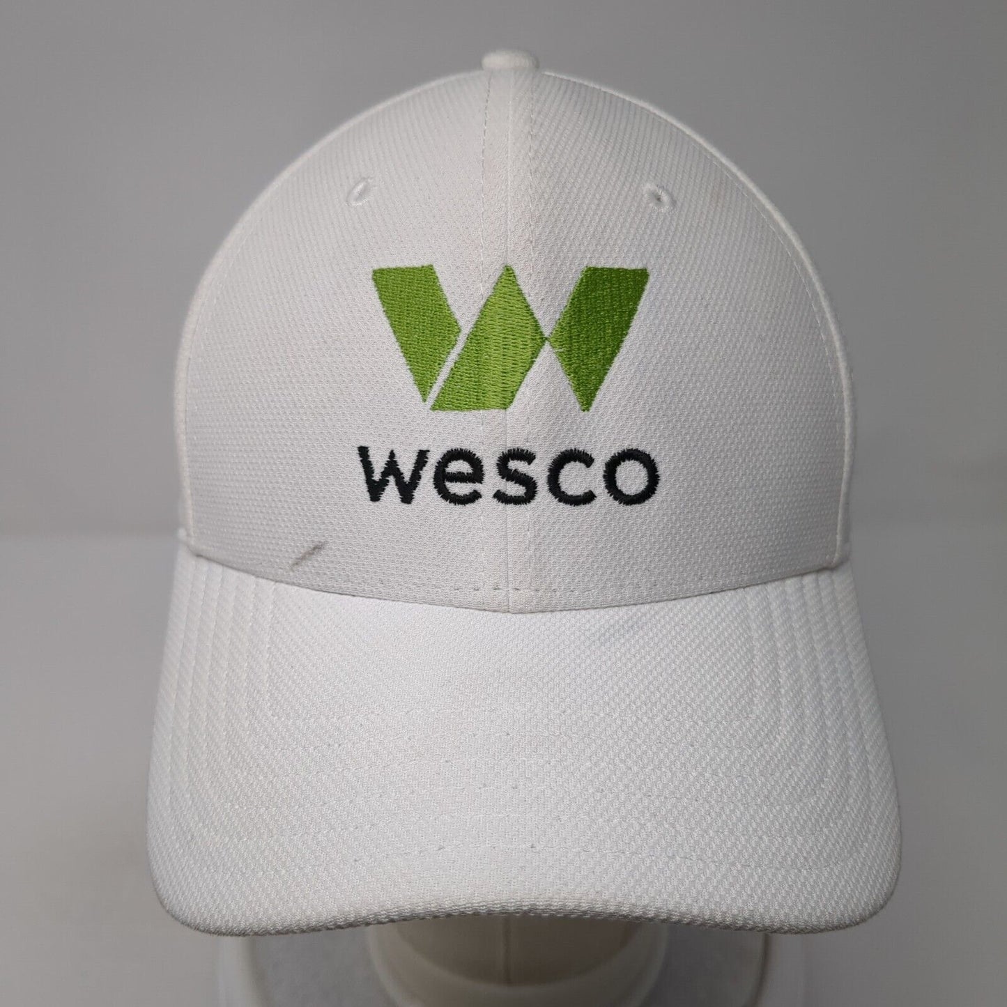 Wesco Fitted Hat White L/XL Embroidered Logo Under Armour Blitzing
