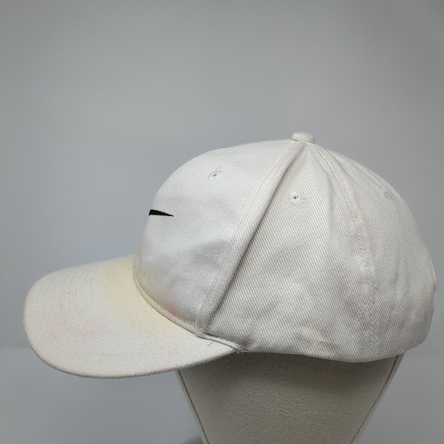 Nike Snapback Hat White One Size Adjustable Embroidered Swoosh 6 Panel