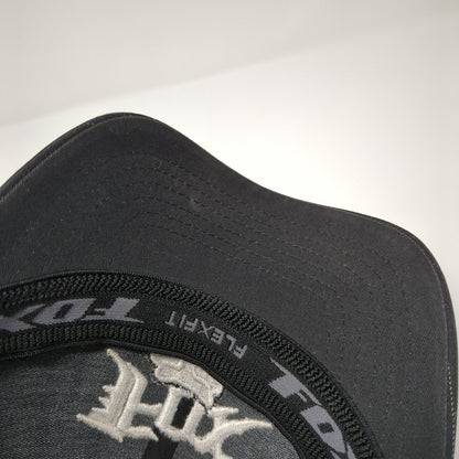 Fox Fitted Hat Black S/M Lightweight Embroidered Vented Holes 6 Panel Flexfit