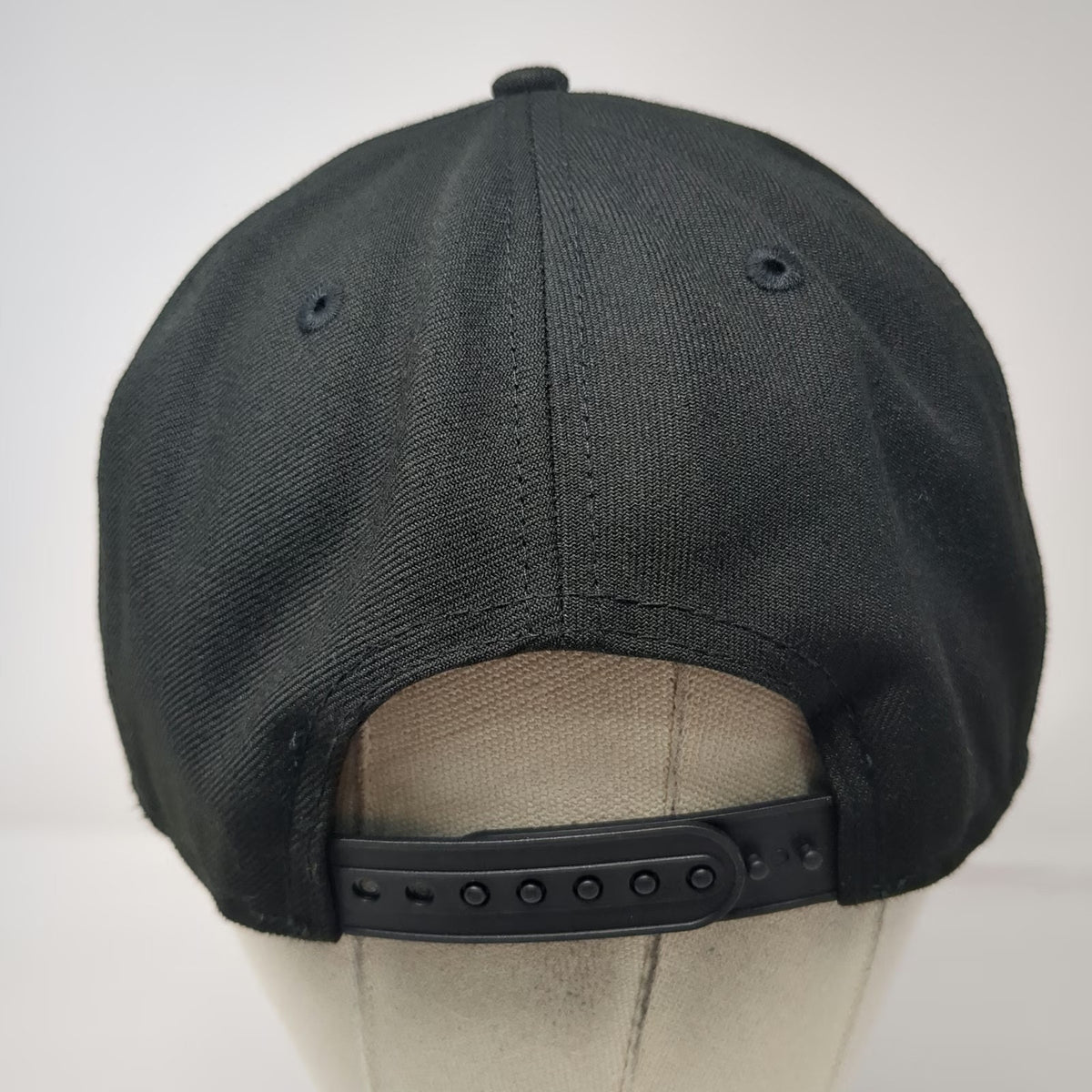 Boston Red Sox MLB New Era Snapback Black One Size Flat Brim 9FIFTY Baseball Hat